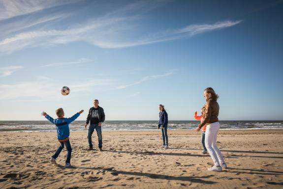 Spelen op het strand | Kustpark Texel